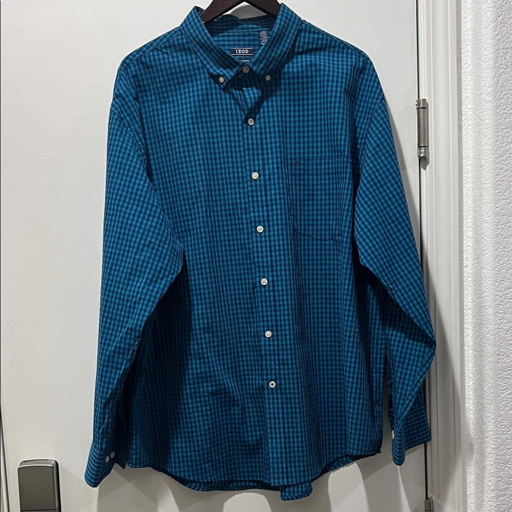 Izod Men's Teal Checkered Button Down Shirt